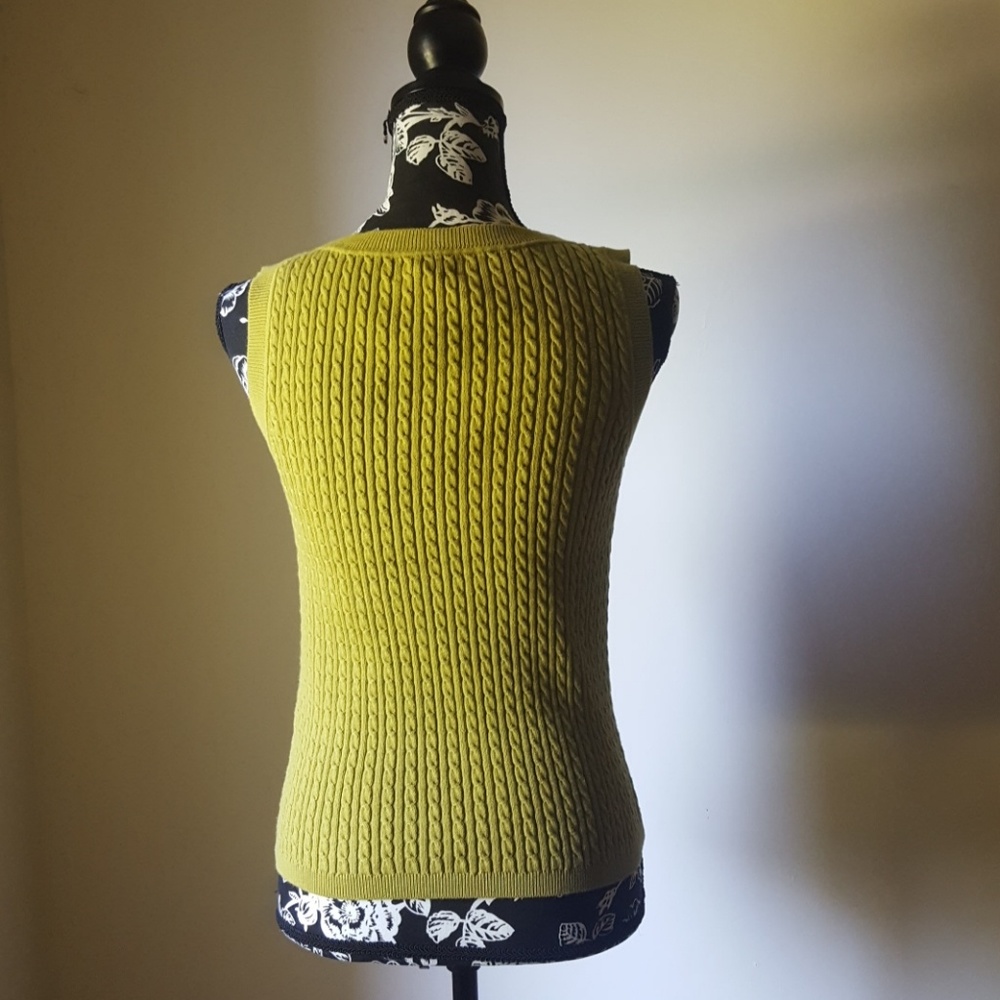 Jones New York💙 Signature Lime Green Pullover - Picture 2 of 4